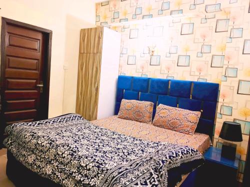 1 Room Luxury Furnished For Rent Hotel Al-Amanah