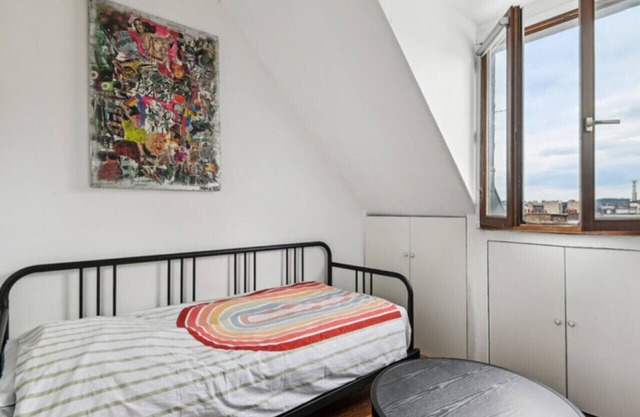 1. Studio Porte Dauphine Paris 16ème