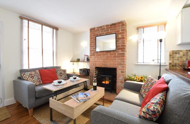 1 Tailors Cottage, Woodbridge