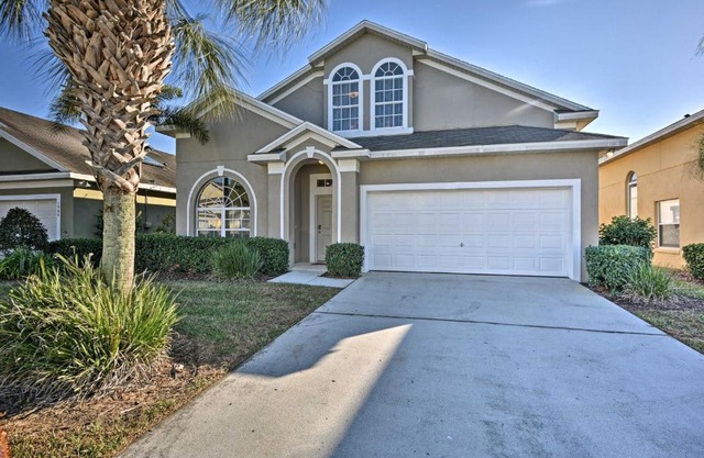 10 Mi to Disney Resort Home with Pool and Spa