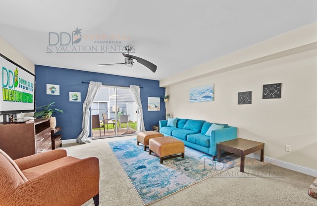 104 Oak Shores Just a short walk to the beach!