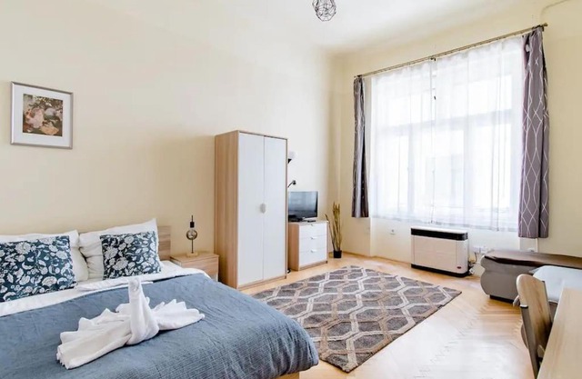 108m2 3 Bedroom Central Apartment with 2,5 bath