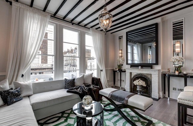 11 Cambridge Street in London