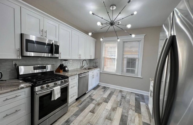 11 N Weymouth Ave - A · Dazzaling Bungalow within 2 Blocks of the Beach!