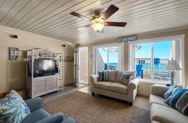 111 The Shores