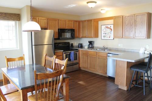 115, Lower Duck Lake Condo