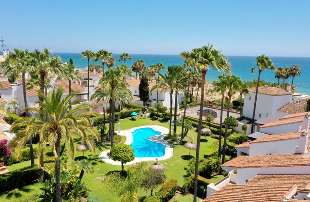 1176 Beachfront Paradise in Bahia de Marbella