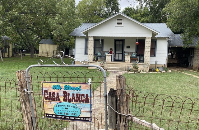 11th St. Casa Blanca Downtown Bandera, TX