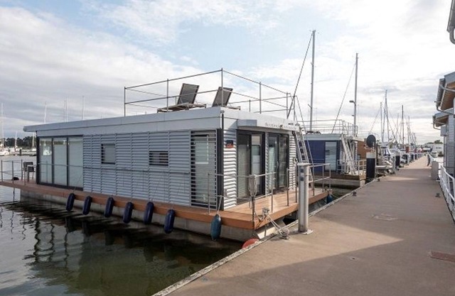 13. Hausboot Zudar 50 m² - Hausboot Zudar