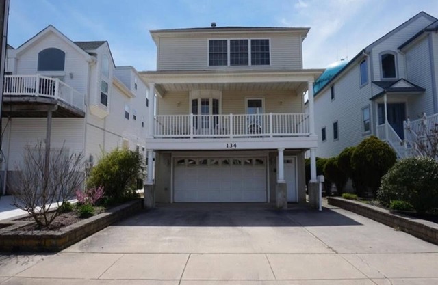 134 38th Street Single