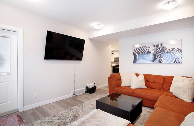 16 Person Luxury Escape/DBL Suite