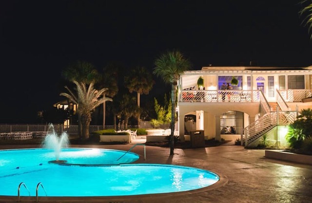 168 Beach Club Villa