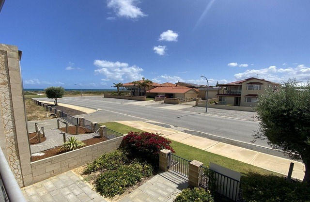 18 On Doust - located within a stunning complex right in the heart of Jurien Bay.