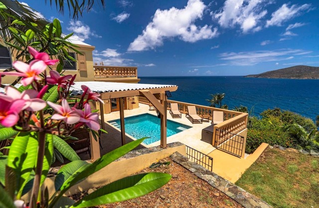 180º views, gated neighborhood. $1000 credit for a full day private boat charter!