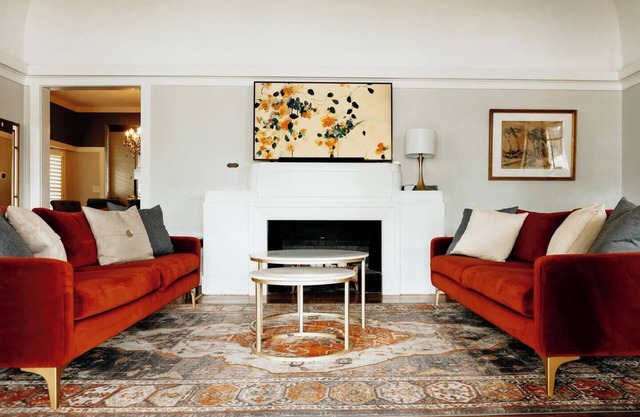 1905 Home w/Modern Touches | Near Pearl & DT | 4 King Beds | Splash Pool