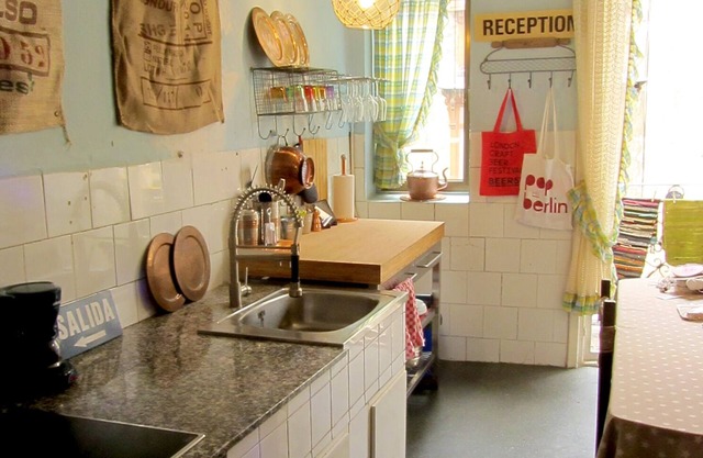 1920s Flat central location 10min to beach