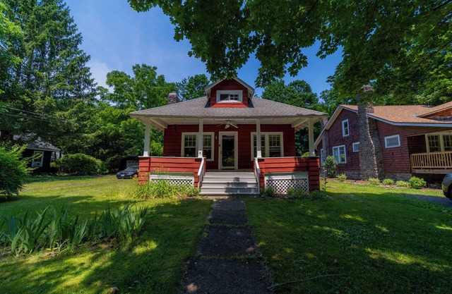 1920s Phoenicia Bungalow w/Vintage Furnishings, Sauna, Fireplace, & Fenced Yard