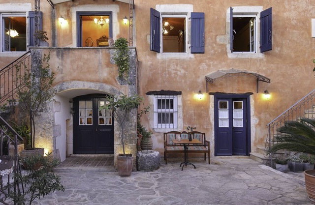 19th Century Museum Villa George Molfetas - 5 Minutes From Argostoli Town