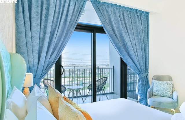 1B- Parkpoint- Tower D 104 by Bnb homes