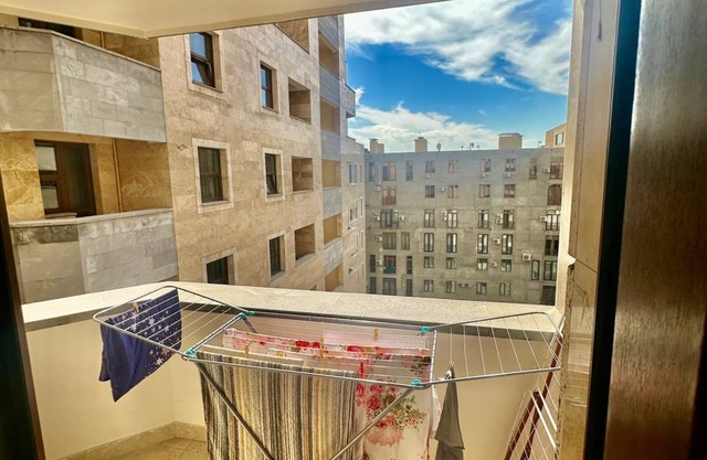 1bdr luxury apartment