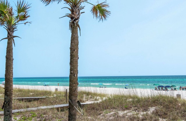 1br/1ba, Covered Parking, Perfect for Couples!