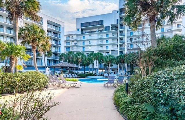 1br/1ba Sleeps 4 Near Beach w/Breathtaking Ocean Views
