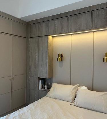 1BR apartment near MRT station