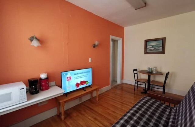 1BR Apt walk to MCPHS, WPI, St Vincent Hospital