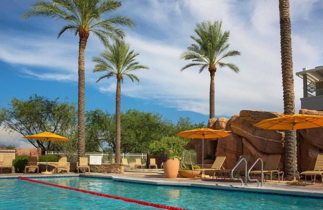 1BR in Canyon Villas