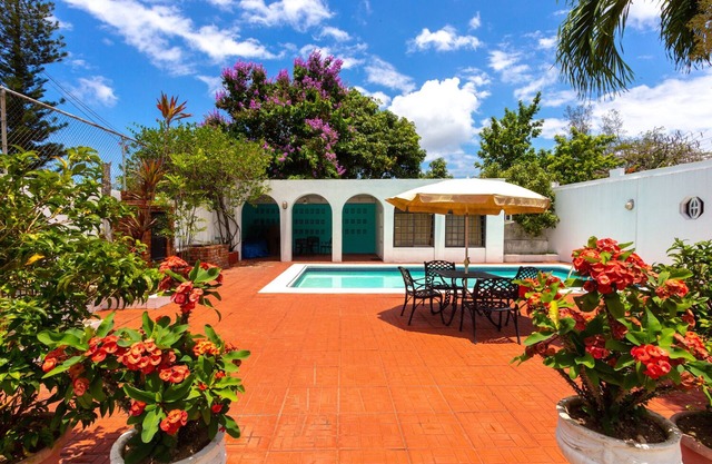 1BR on Private Estate