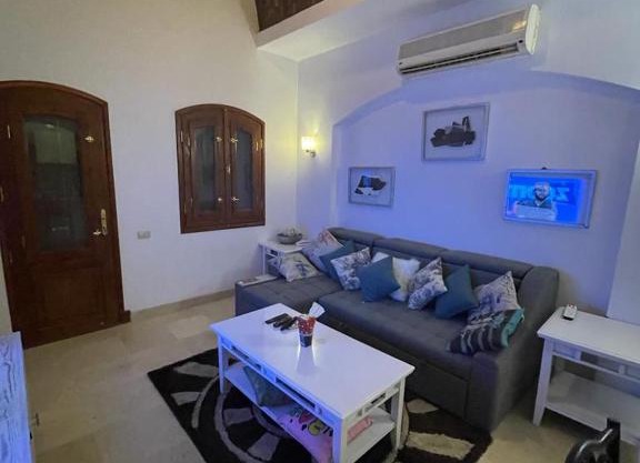 1BR west golf