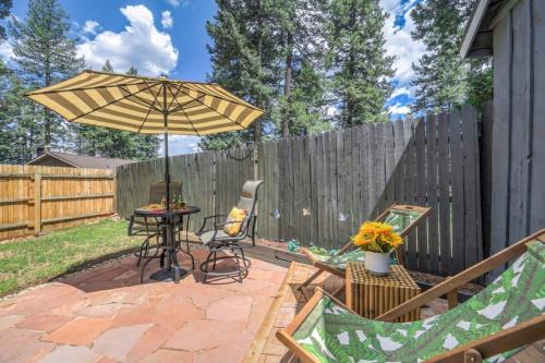 1BR Woodland Hideaway - Downtown and Hiking Nearby