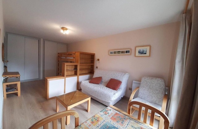 1st floor, view mountain, terrace, tv, ski locker, 35m², Aussois