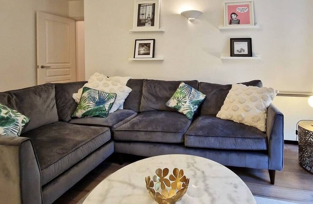 2 Bed Apartment in Leafy Sandymount, Dublin 4