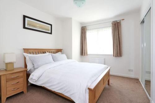 2-Bed Condo Best of Beach & City, FREE Parking