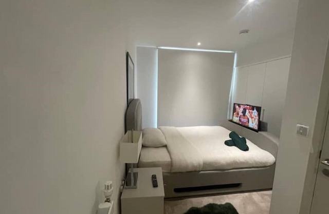2 Bed Entire Flat Aparmtnet