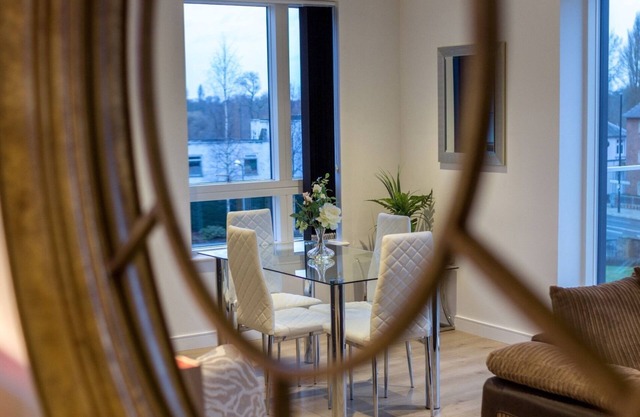 2 Bed Property Close to Heathrow Airport