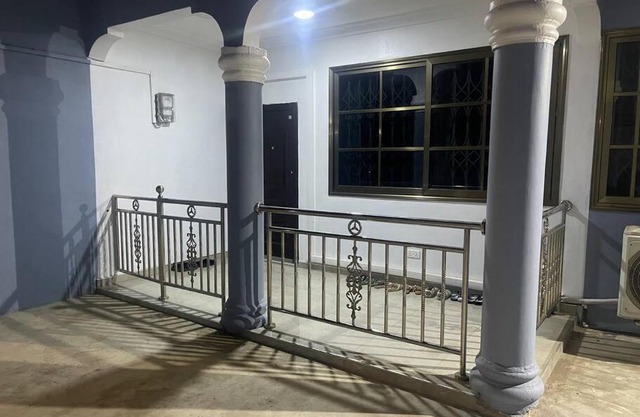 2 bed rooms, 2 bathrooms, spacious living room, dinning room and finish kitchen-ANAJI-Takoradi-Ghana