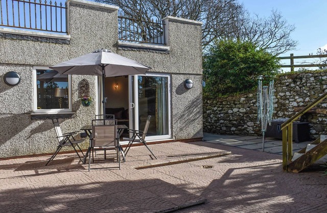 2 bedroom accommodation in Dyffryn Ardudwy