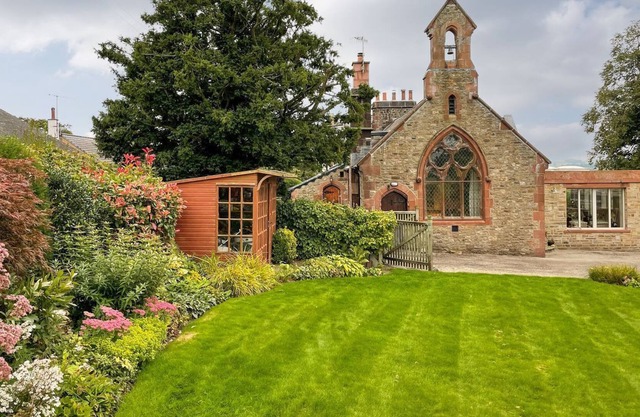 2 bedroom accommodation in Kirkby Lonsdale