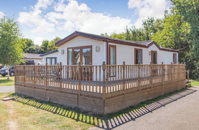 2 bedroom accommodation in Tydd St Giles
