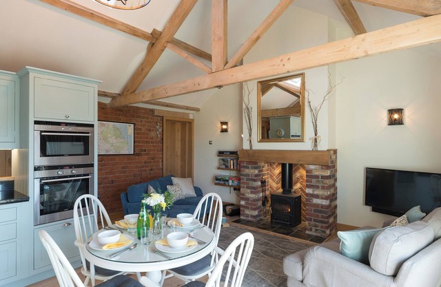 2 bedroom accommodation in Scruton, near Northallerton