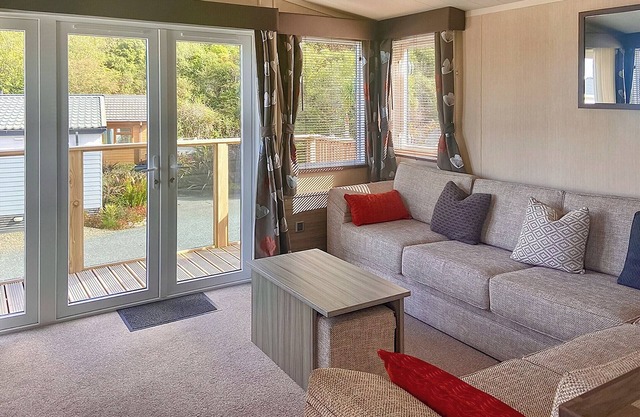2 bedroom accommodation in Tresaith Beach, Cardigan, Ceredigion