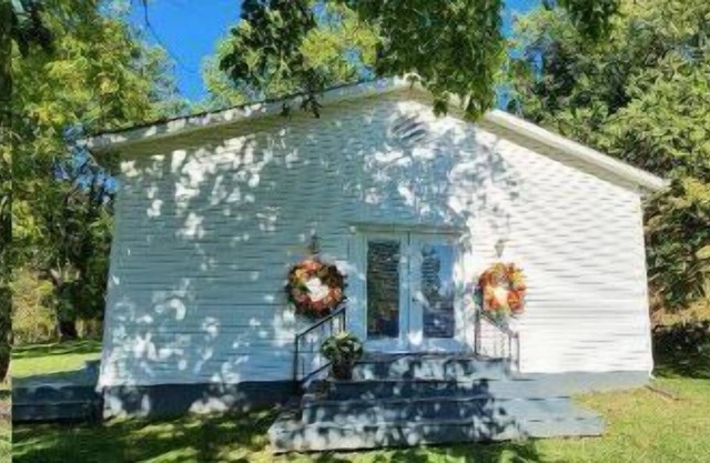 2 bedroom accommodation in Bentonville