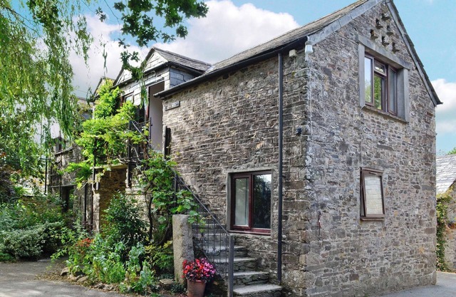 2 bedroom accommodation in Polson, nr. Launceston