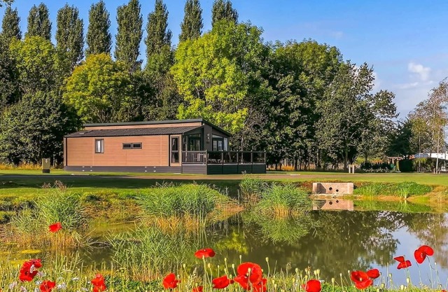 2 bedroom accommodation in Pershore