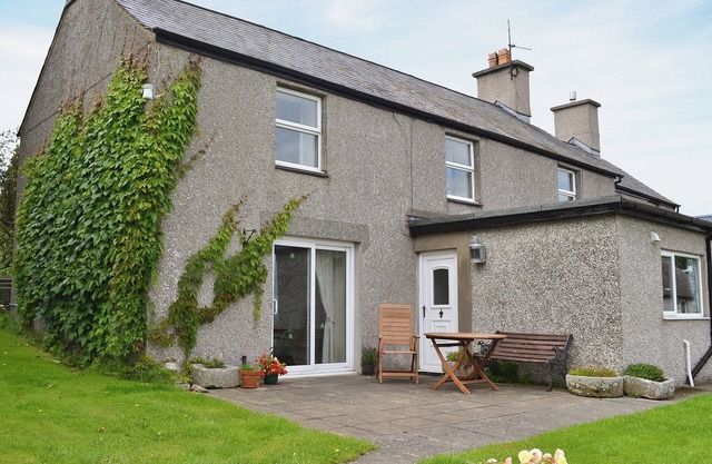 2 bedroom accommodation in Bodorgan, Anglesey