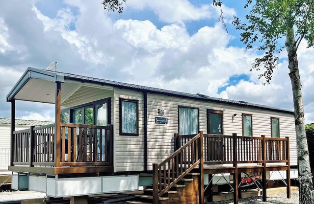 2 bedroom accommodation in Abbots Salford, Evesham
