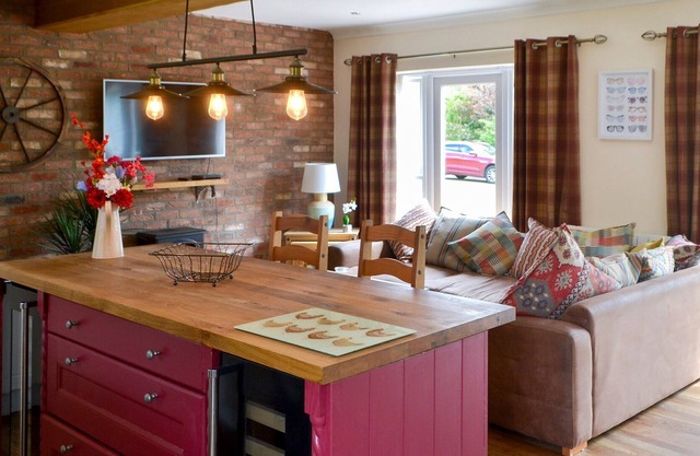 2 bedroom accommodation in Warkworth, near Amble