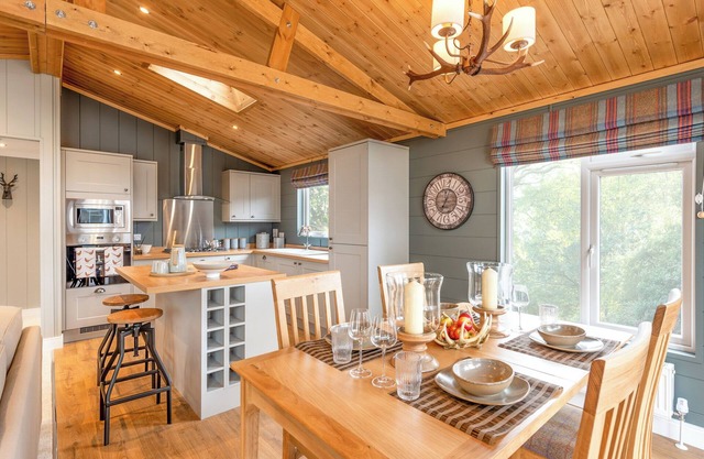 2 bedroom accommodation in Lauder